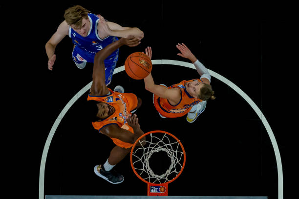 备出现在赛 备出现在赛