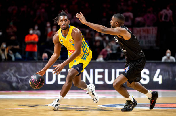 犯规的艺术 犯规的艺术