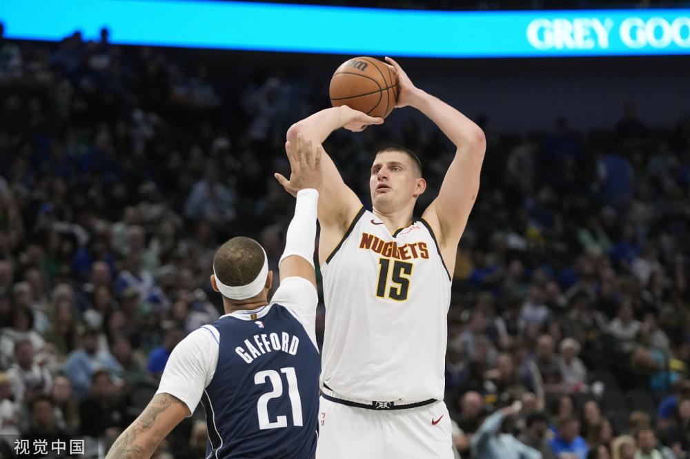 人心潮澎湃 人心潮澎湃