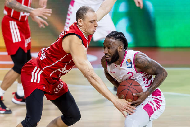 的战术适配 的战术适配